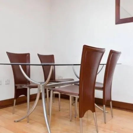 Apartment Modern In Heart Of Dublin